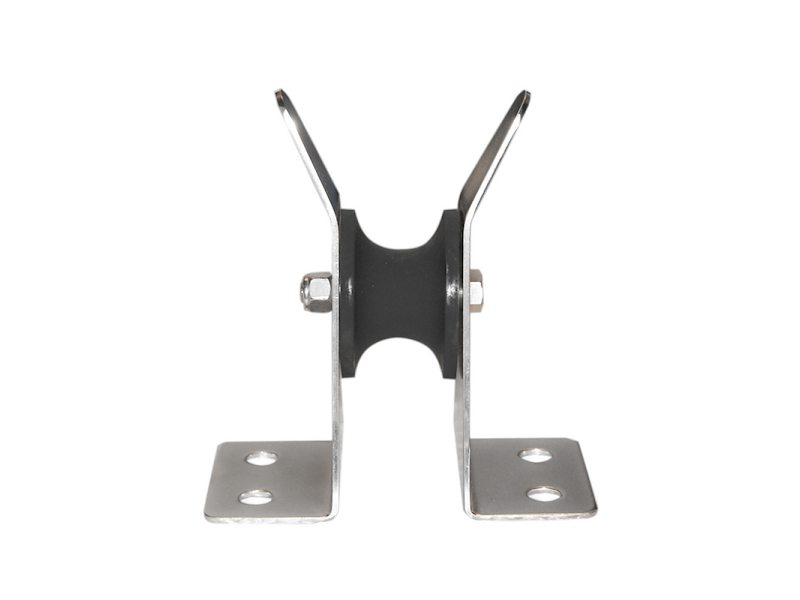 Musone di prua per delfiniera 