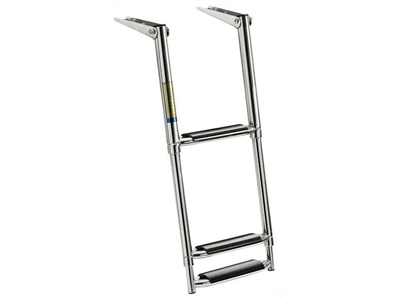 Scaletta telescopica sopra plancetta 