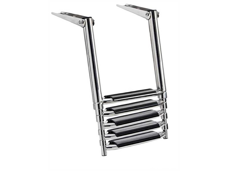 Scaletta telescopica sopra plancetta 