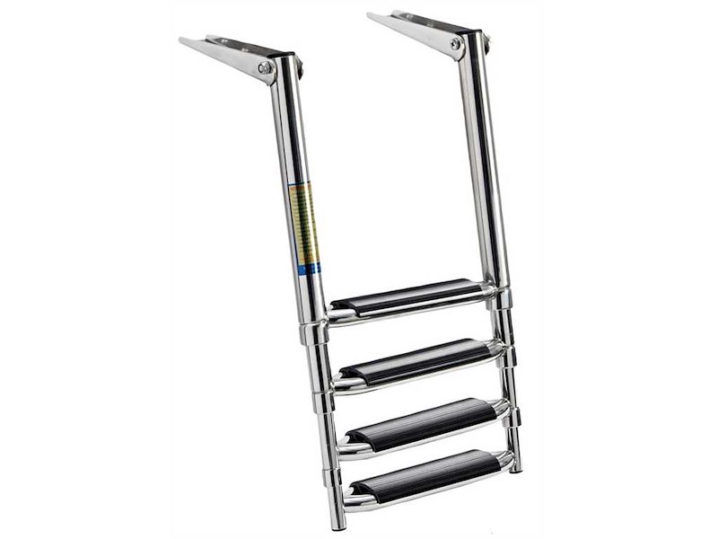 Scaletta telescopica sopra plancetta 