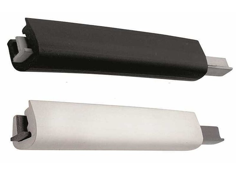 Profilo bottazzo in PVC - H 31 mm. -