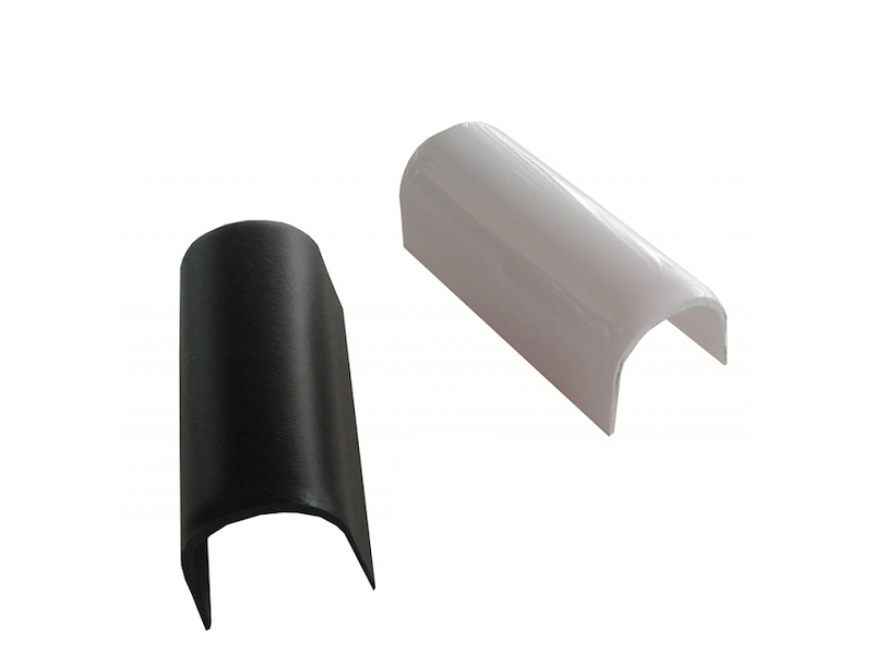 Profilo a T ed accessori per bottazzo in PVC  H 31 mm. 
