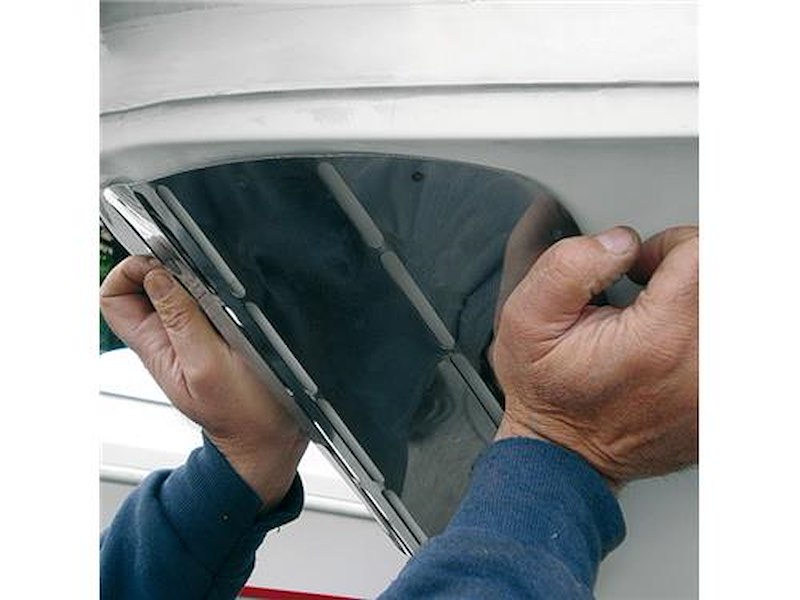 Scudo protezione prua in acciaio inox - con foro - 