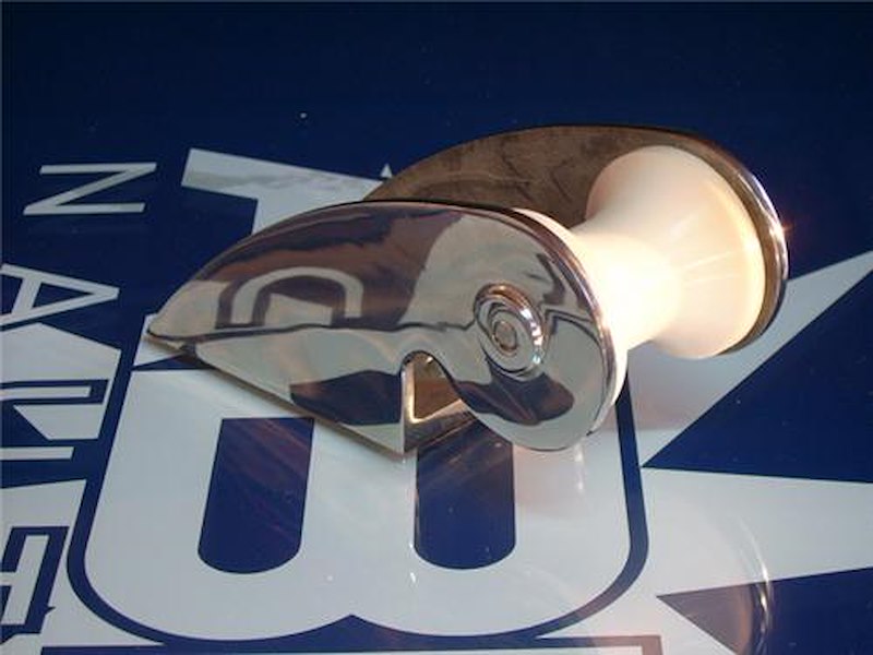 Musone di prua fisso in acciaio inox mod. Hilux