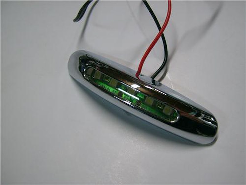 Luce di cortesia Smooth Chrome