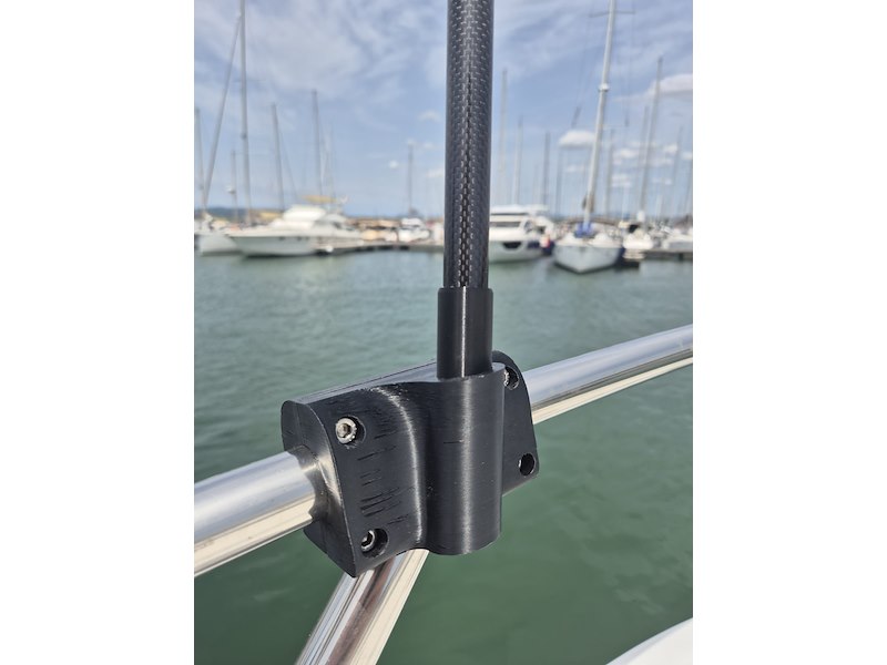 Pali in fibra per ombra a prua SunShade