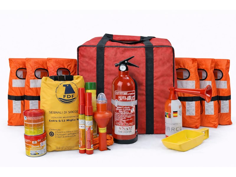 Borsa Dotazioni di Sicurezza 6 Persone entro 6 Miglia + SEGNALI SOCCORSO